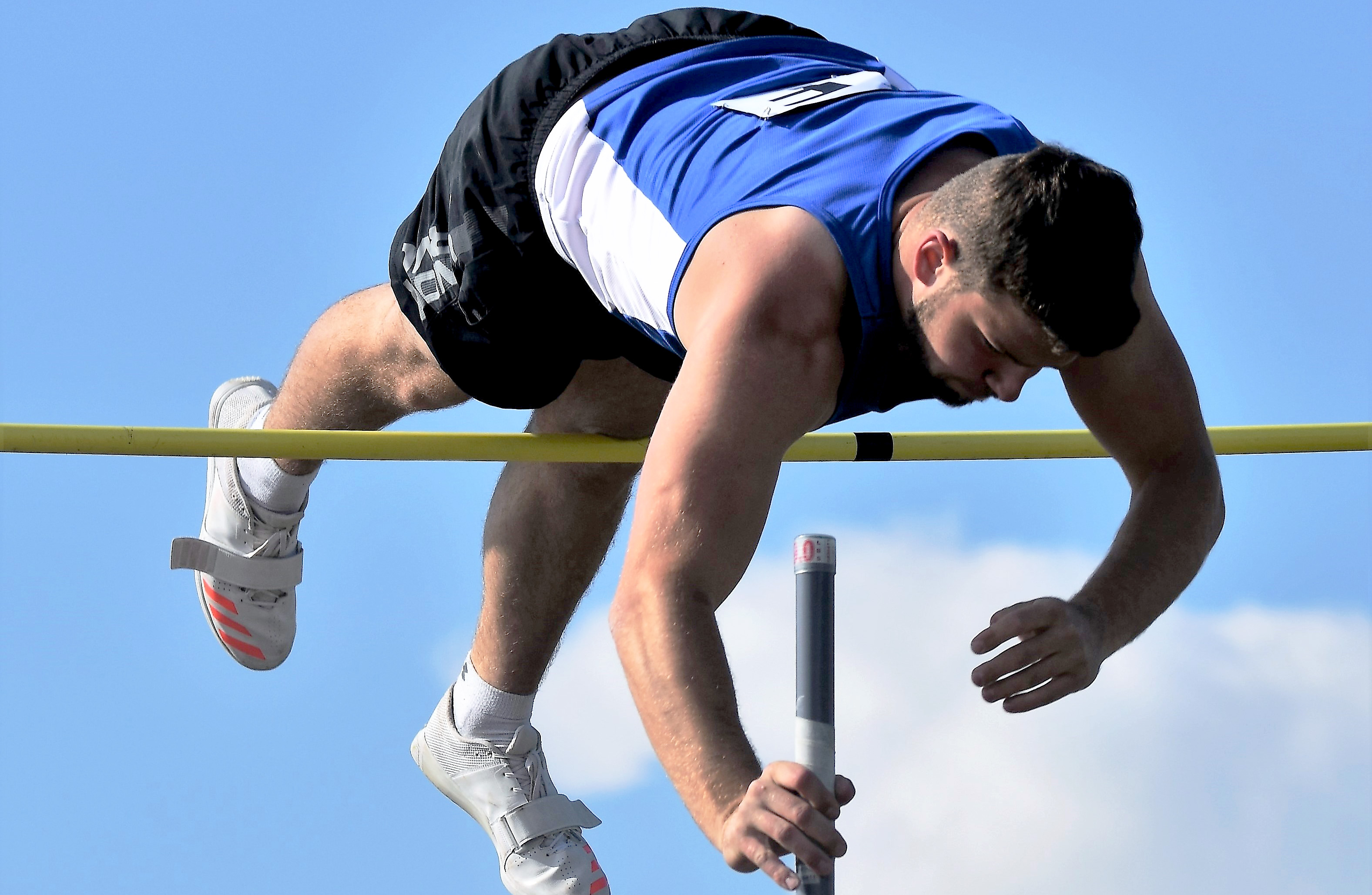 Photo ofFrankie clearing 5.15 metres